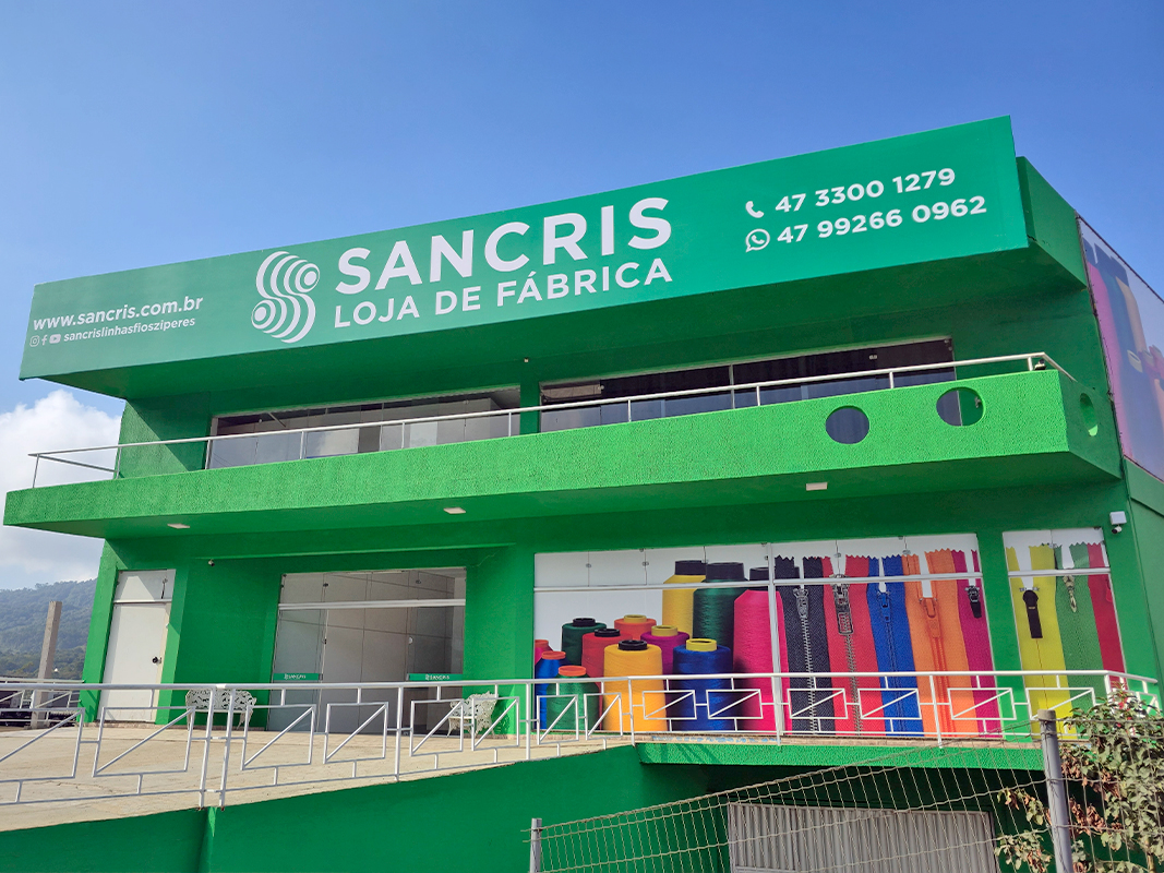 Loja de fábrica SANCRIS em Rio do Sul, Santa Catarina. Loja de linhas, fios e zíperes com alto padrão de qualidade, entrega rápida e pronto atendimento.